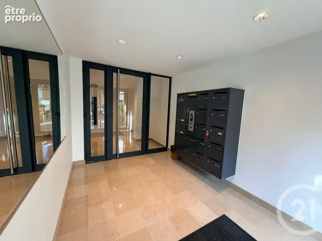 Appartement 3 pièces 68 m² à vendre à Saint-Maur-Des-Fosses (94100) - photo 2