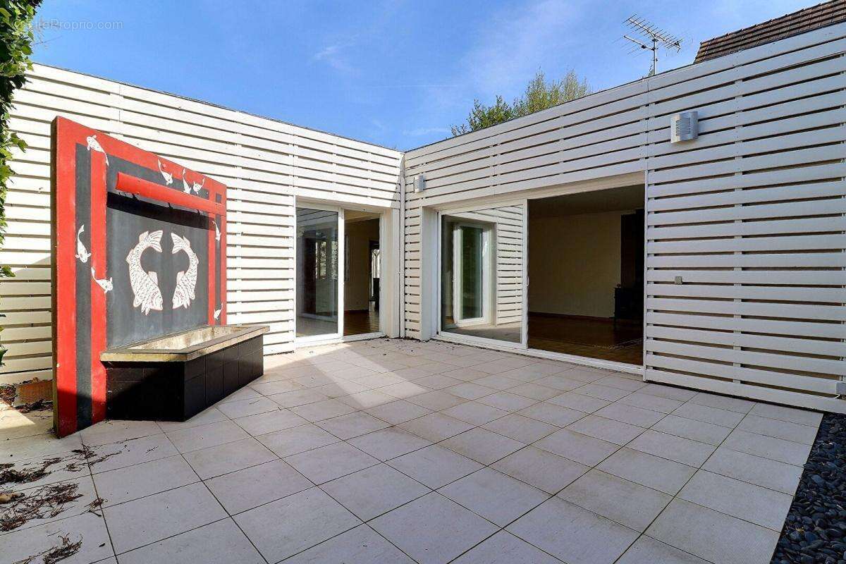 91700 - Plain-pied de 9 pièces - 230 m² - photo 12