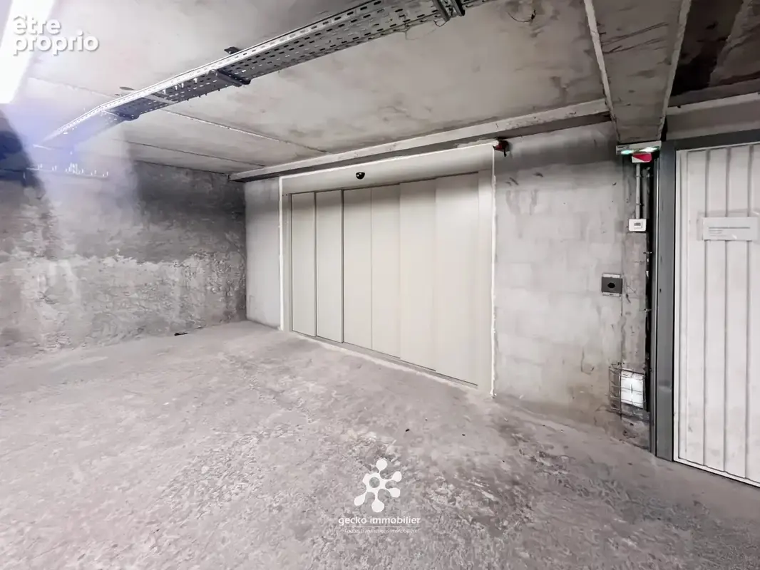 NICE - GROSSO - Garage fermé - photo 2