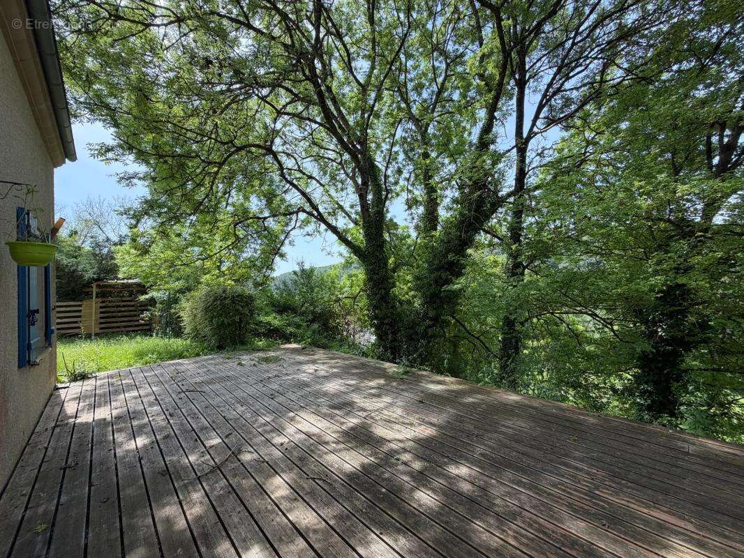 Maison à MONTGOBERT