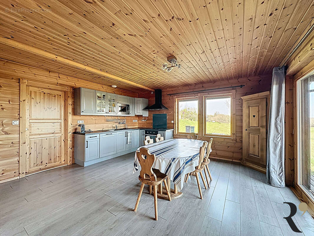 Maison à MONTASTRUC-LA-CONSEILLERE