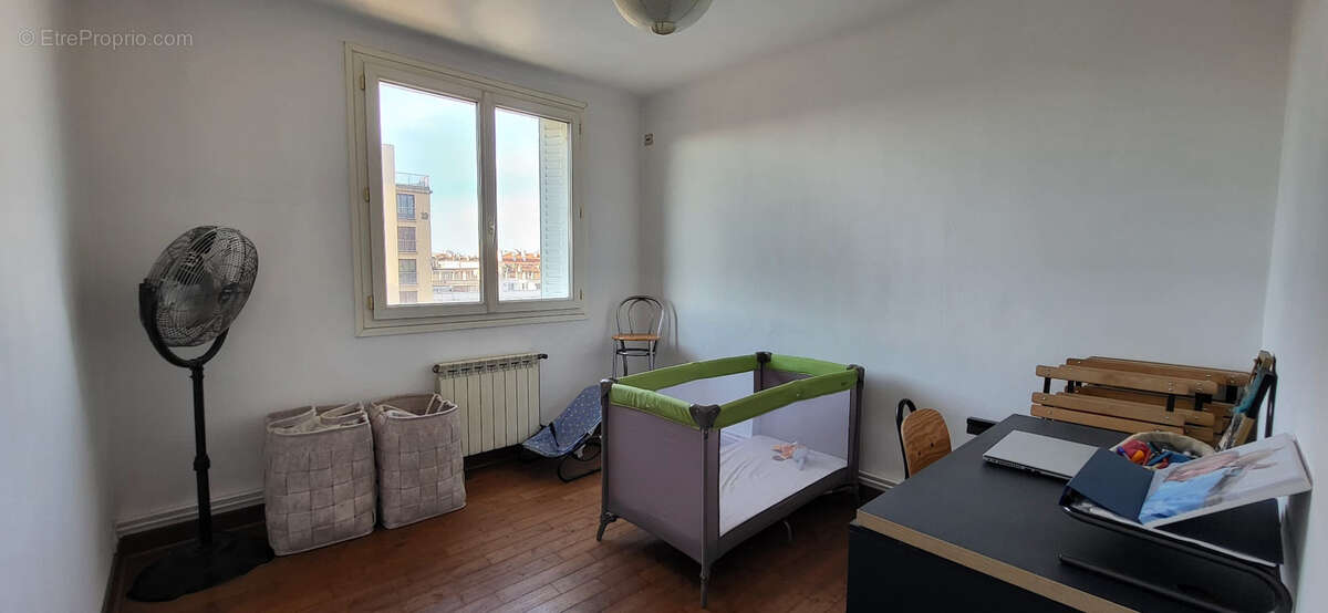 Appartement à MARSEILLE-2E