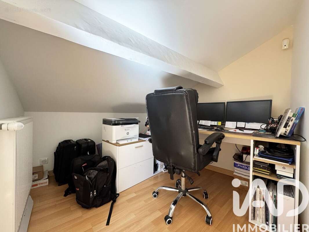 Maison 92 m² à Carnetin  - photo 8
