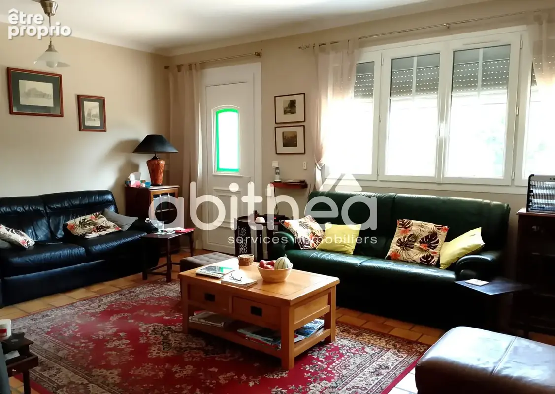Maison de plain-pied de 125 m2 et 2900 m2  de terrain - photo 2