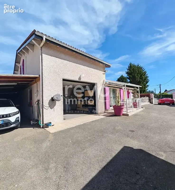 Le Plantay  Maison 133 m²  Piscine, 4 chambres, garage  Terrain 976 m² - photo 5