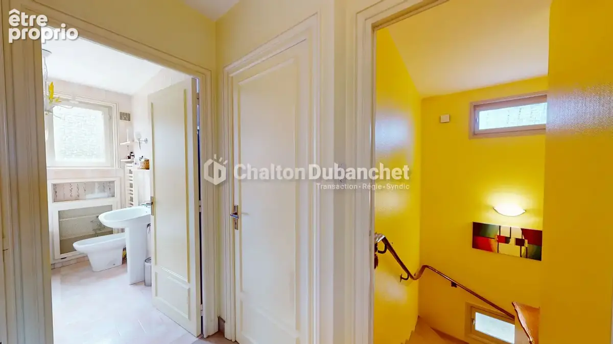 COURS - Maison de 159 m² - photo 5