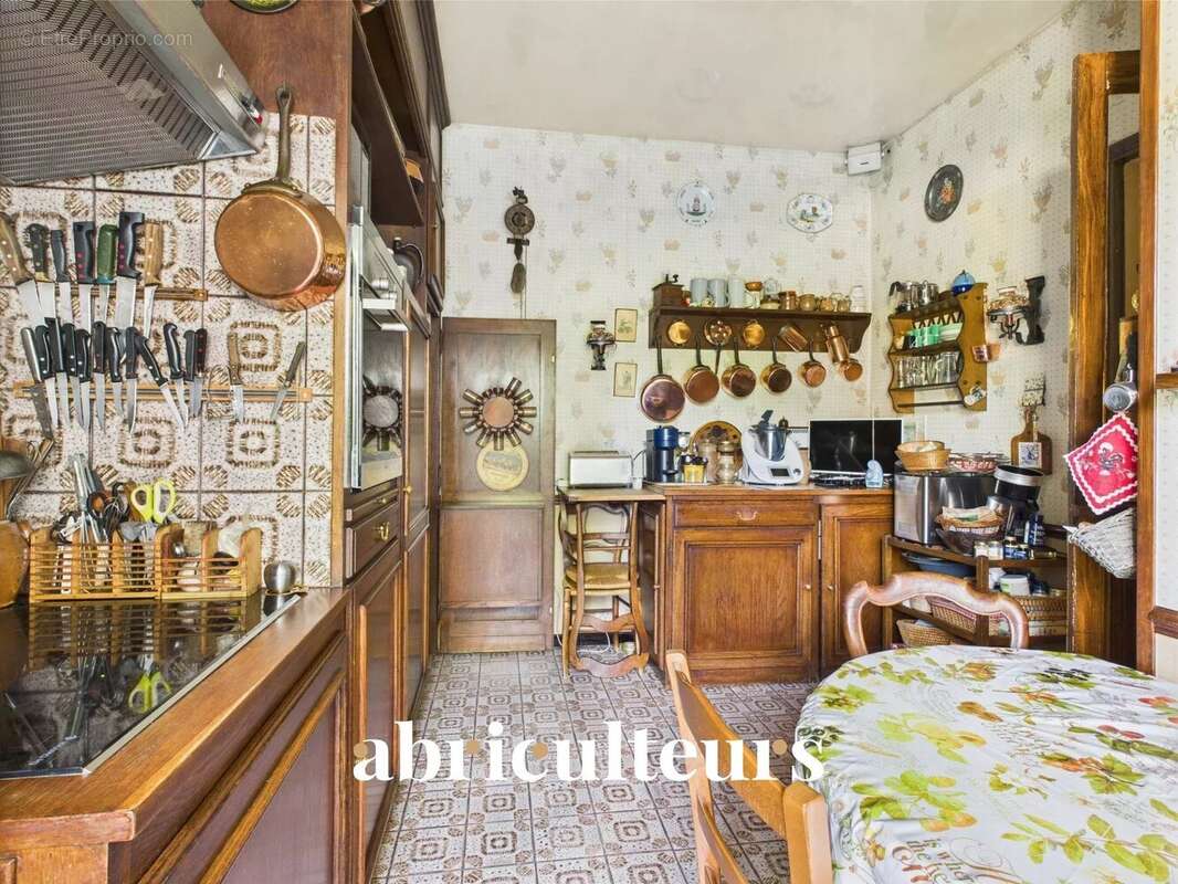 Appartement à PARIS-12E