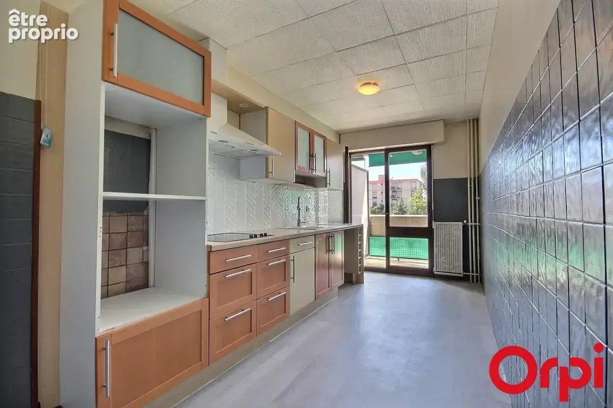 Appartement T5 à vendre - Terrasse - Parking - La fourragère -13012 Marseille - photo 9