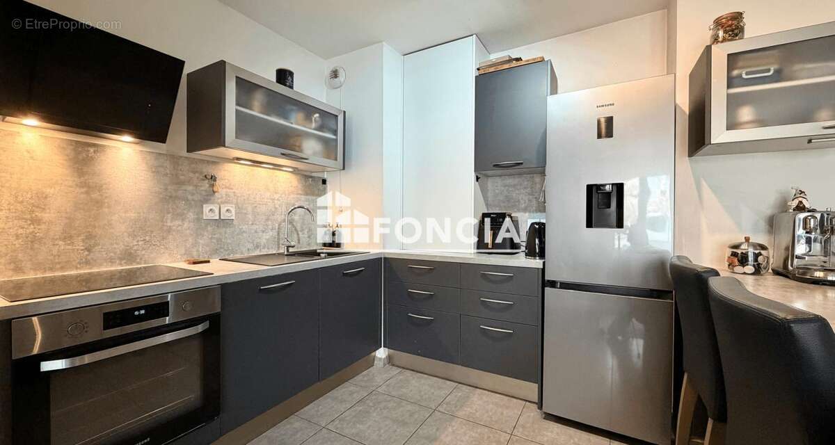 Appartement à MEYLAN