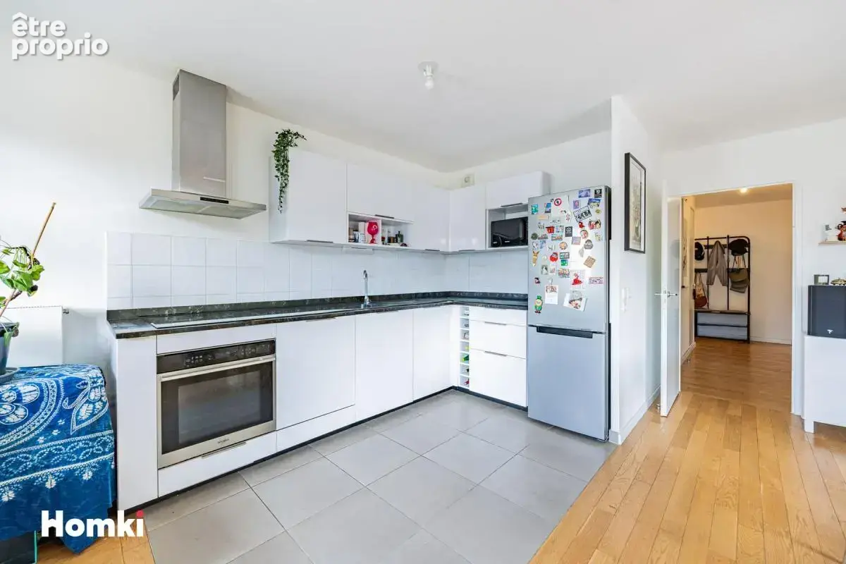 Appartement T3 de 65 m2 à Nanterre 92000, Boulevard des Provinces Françaises - photo 4