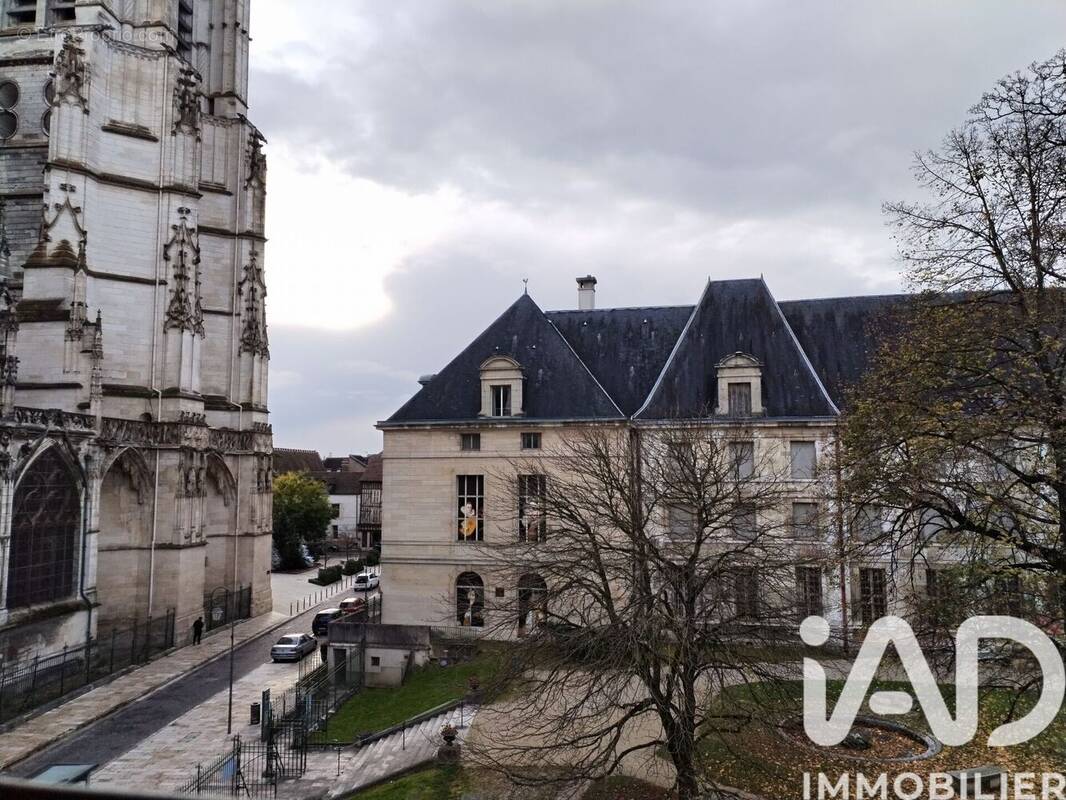 Photo 1 - Appartement à TROYES