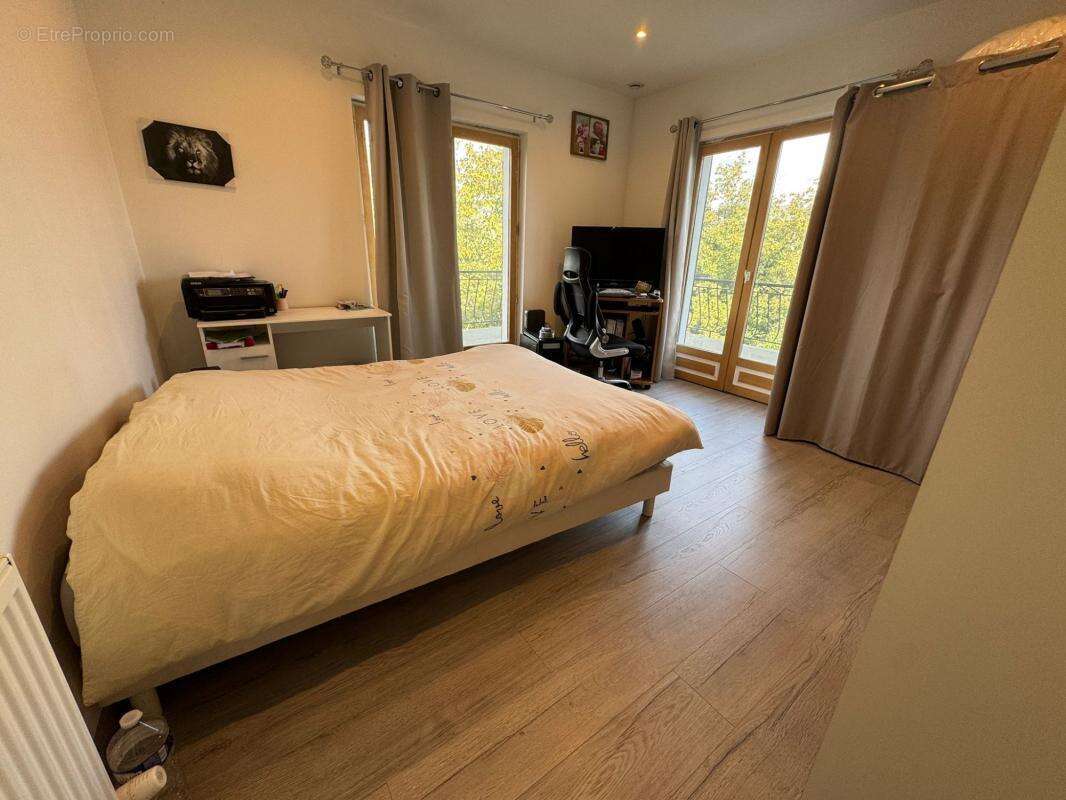 Maison à BERRE-LES-ALPES