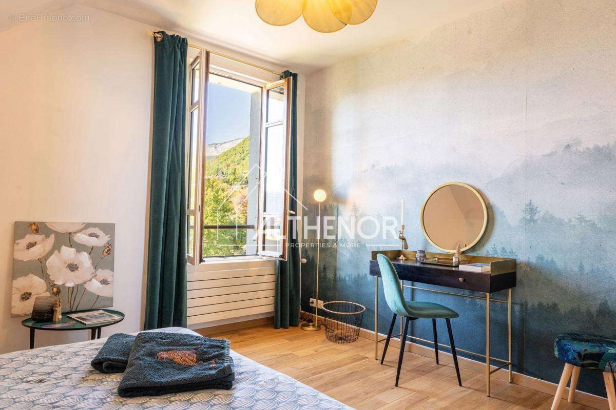 Appartement à MENTHON-SAINT-BERNARD