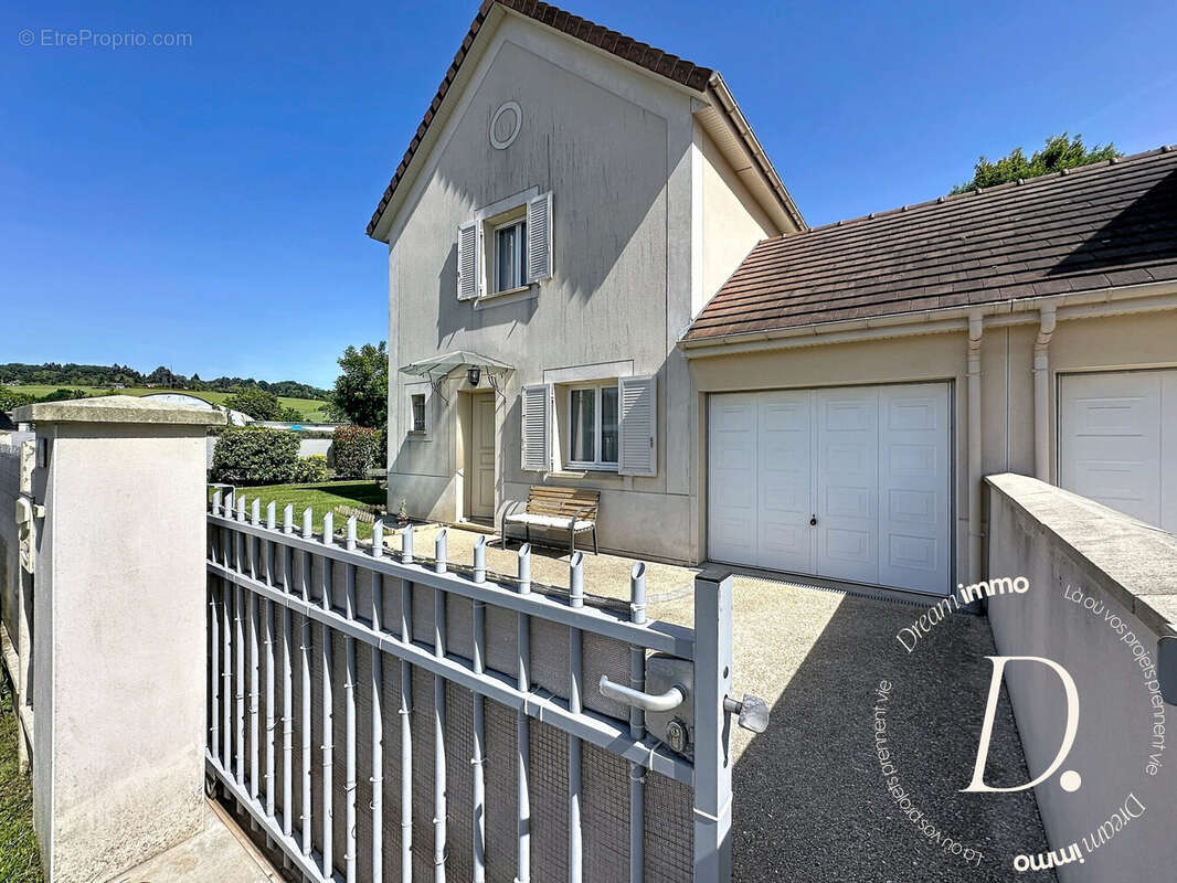 Maison à GASNY