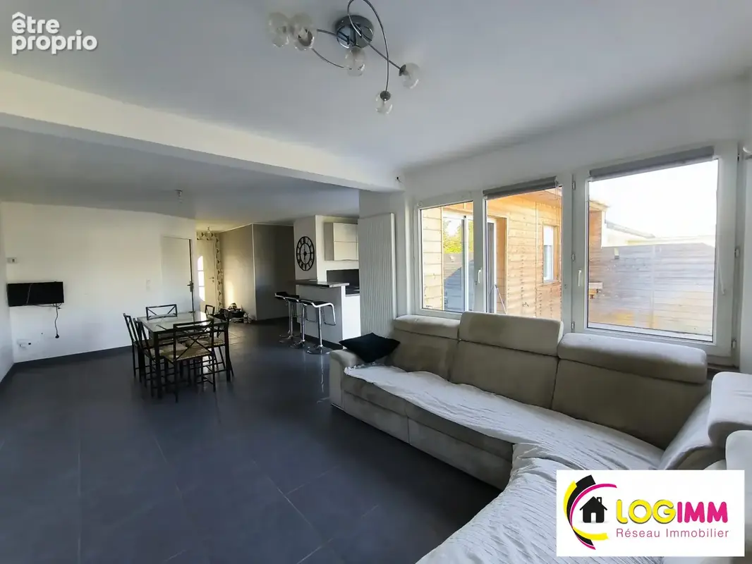 Maison 4 pièces 92 m² à vendre à Jenlain (59144) - photo 3