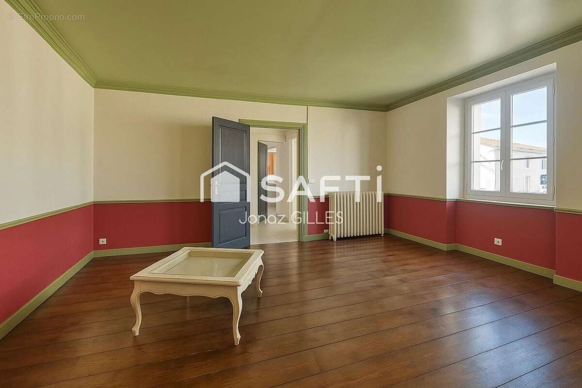 Appartement 190 m² à Saint-Pierre-D'oleron  - photo 4