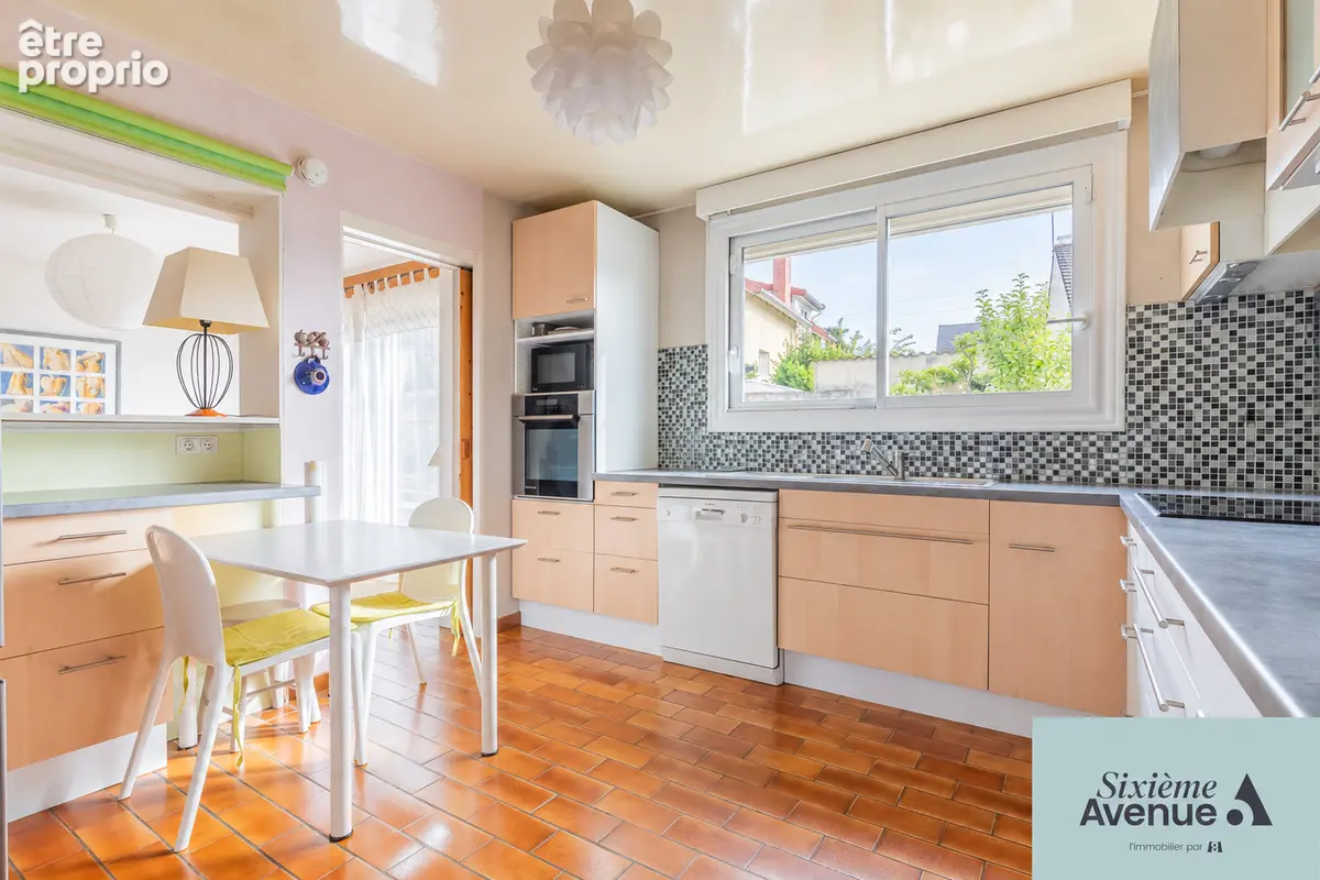 Belle maison familiale dans un quartier calme et pavillonnaire - photo 6