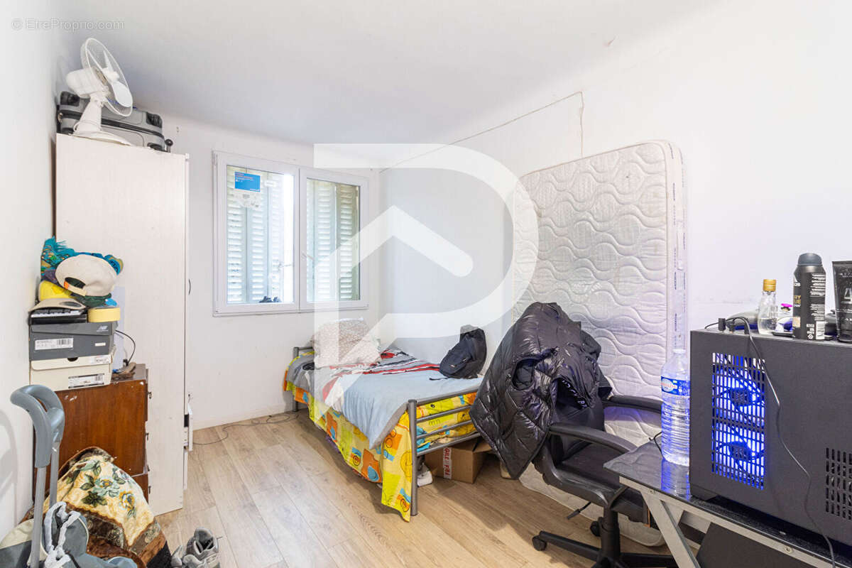 Appartement à MARSEILLE-2E
