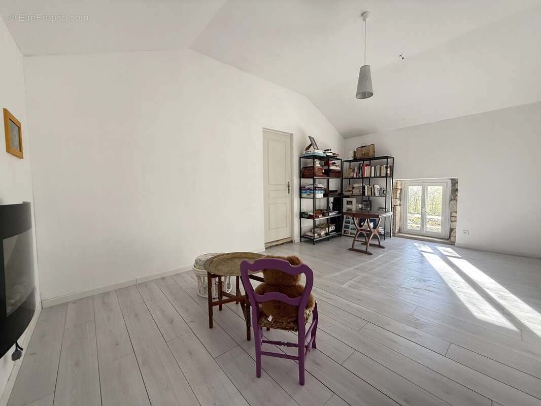 Maison à SAINT-FRAIGNE