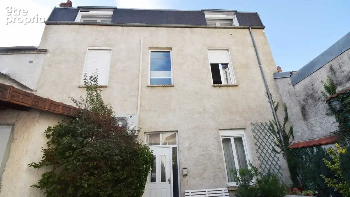 À VENDRE -  Appartement T3 avec balcon proche gare et hôpital à VICHY - photo 11