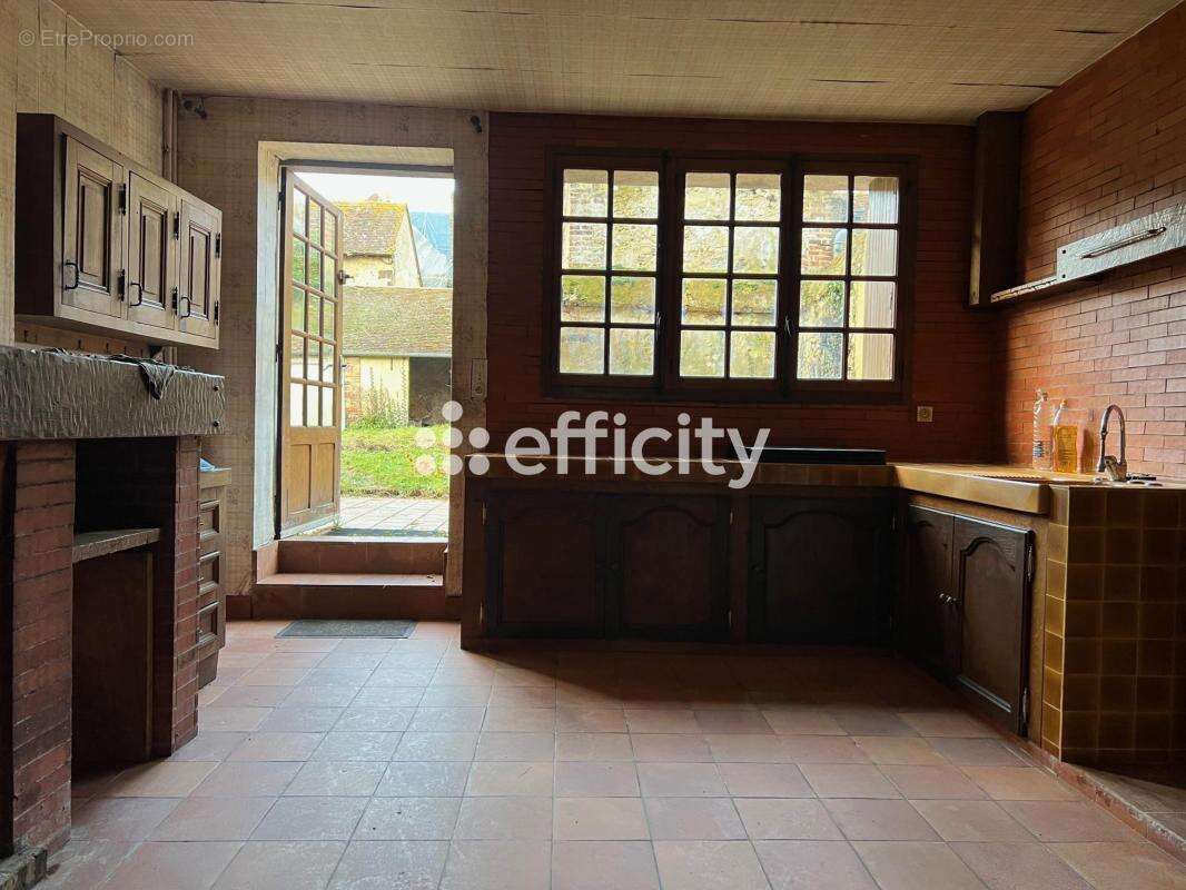 Maison à LONGNY-AU-PERCHE