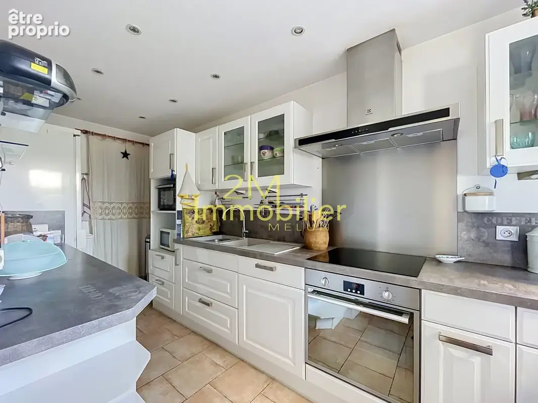 A vendre - grande terrasse - photo 4