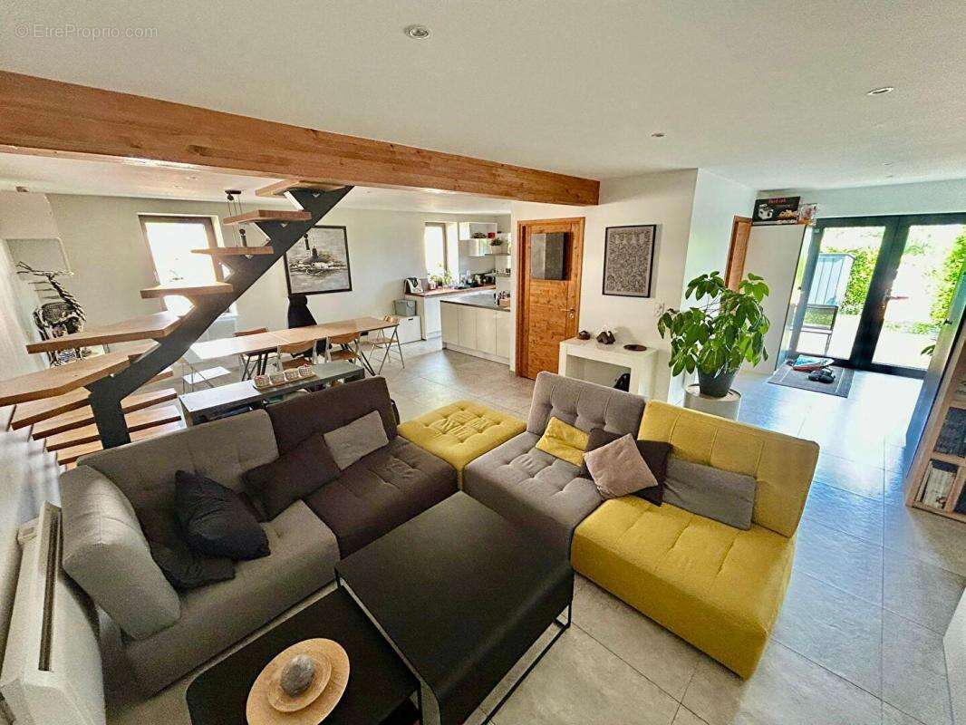 Appartement à ARNAS