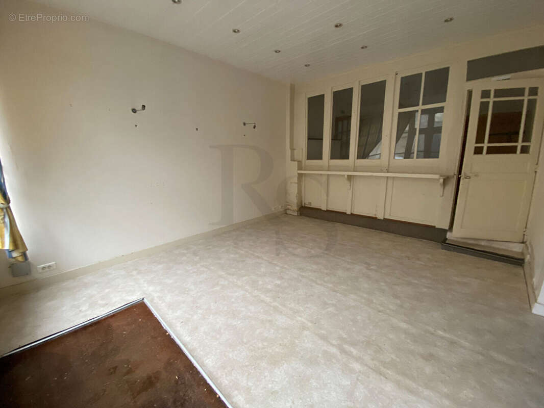 Maison à NOTRE-DAME-DU-TOUCHET