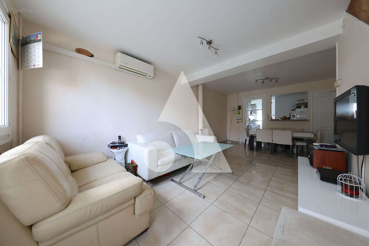 Maison à CORBEIL-ESSONNES