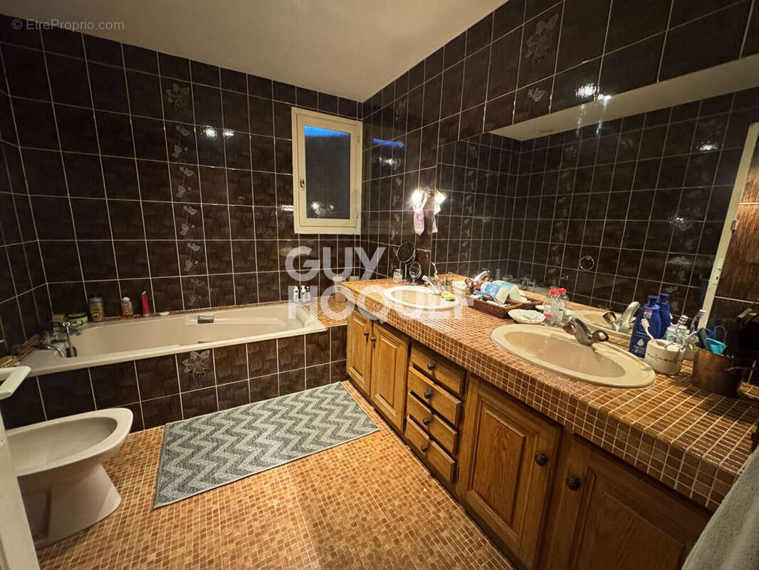 Maison à CASTELJALOUX