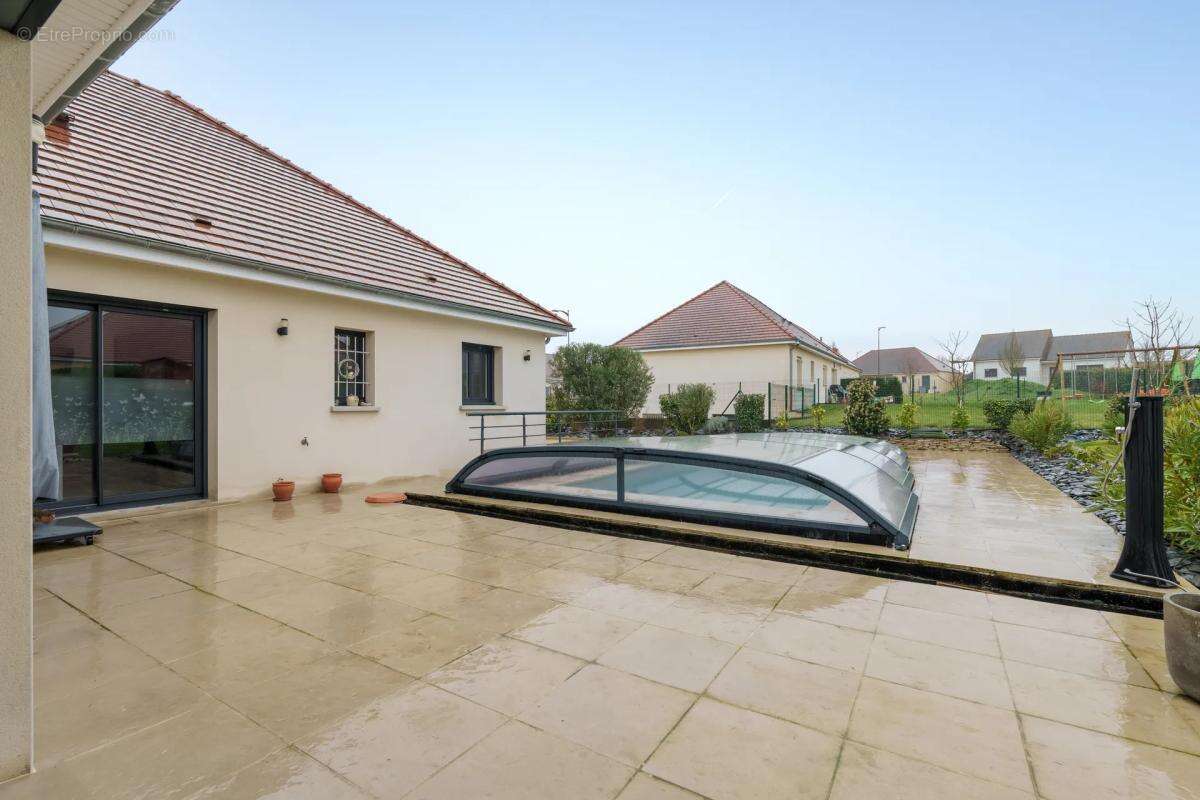 Maison à CRENEY-PRES-TROYES