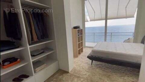 Appartement à ROQUEBRUNE-CAP-MARTIN