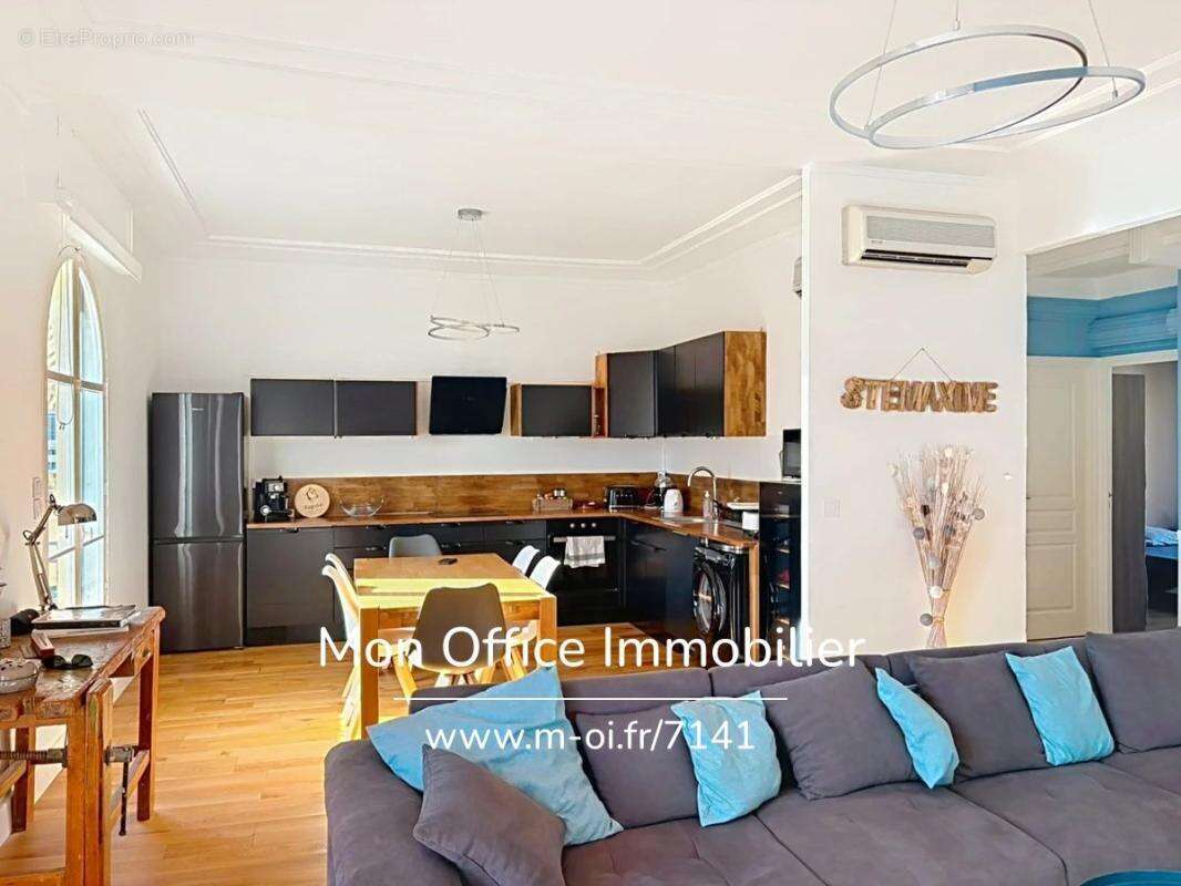 Référence : 7141-les - appartement vue mer rénové proche plage & port à sainte maxime - photo 4