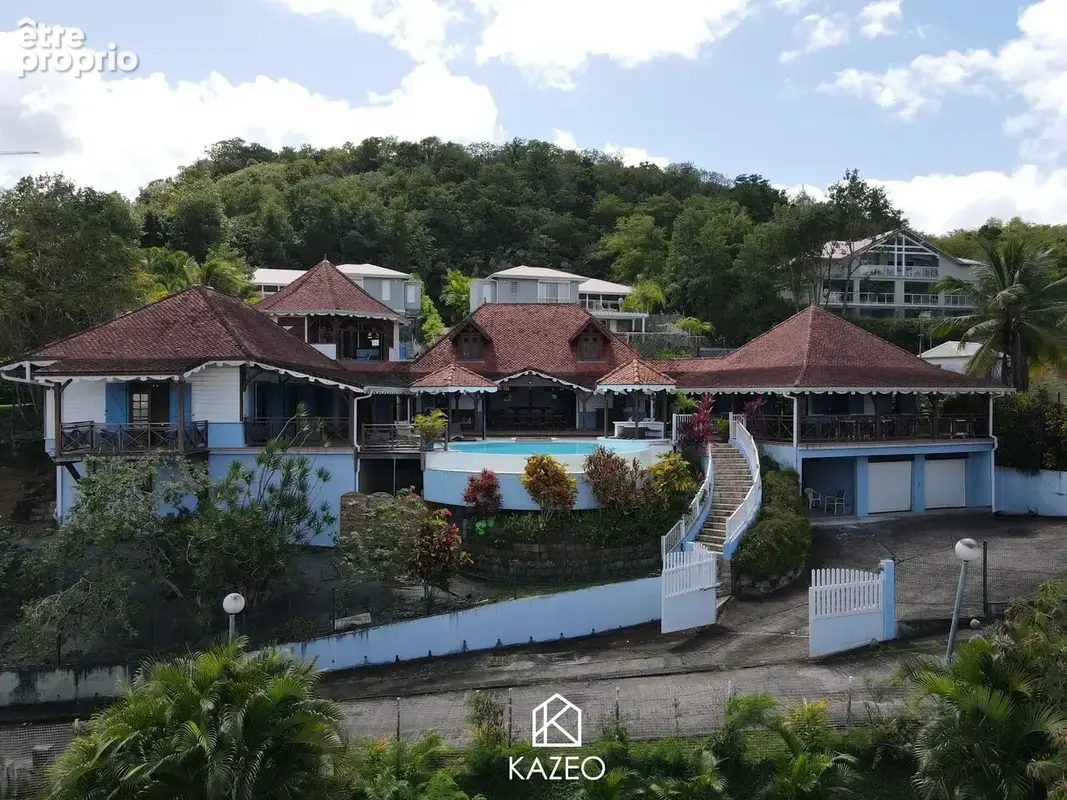 Maison 6 pièces 300 m² à vendre à Les Trois-Ilets (97229) - photo 4