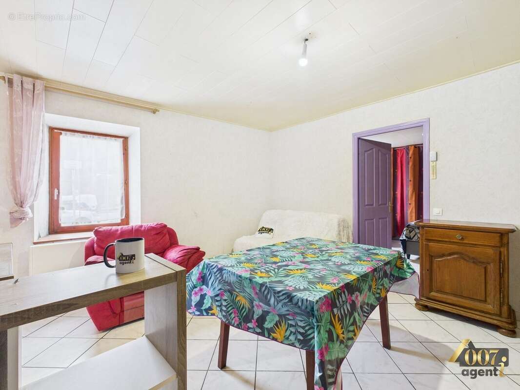 Appartement à SAINT-PIERRE-D'ALBIGNY