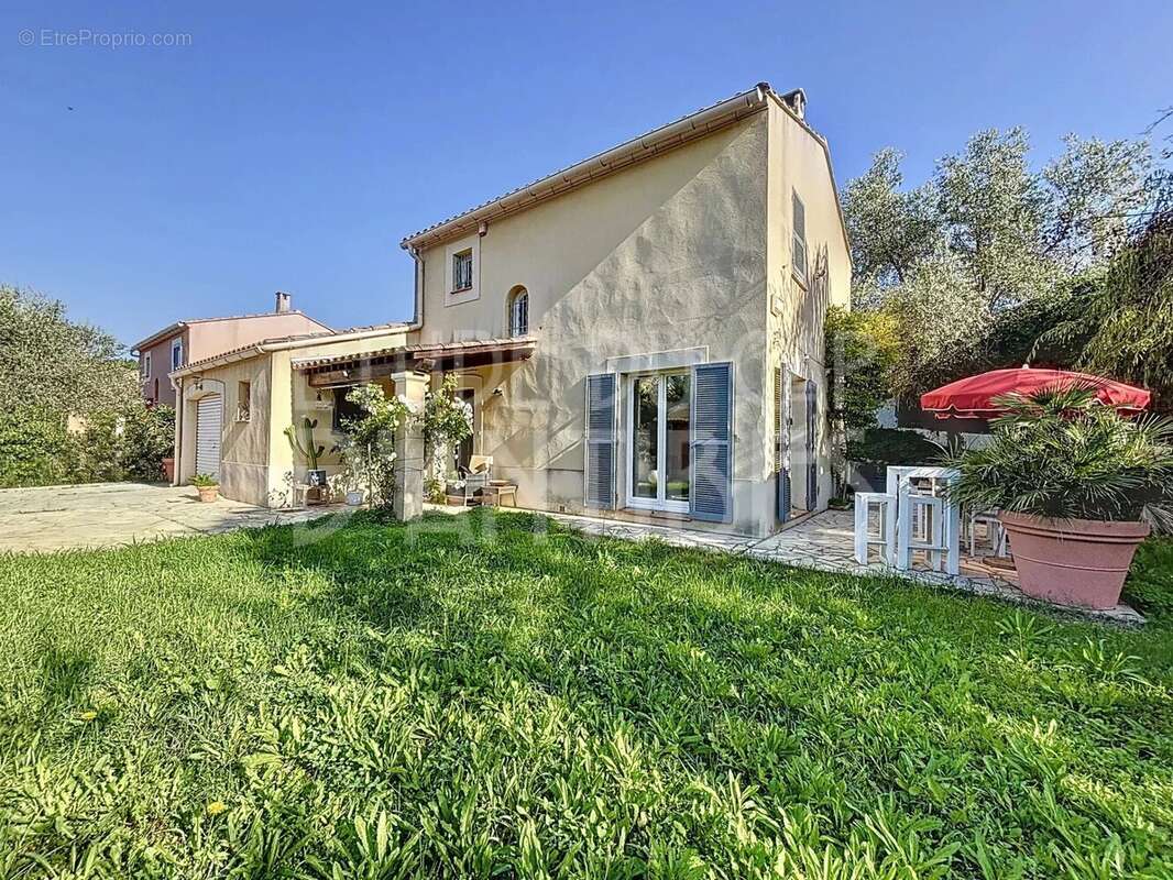 Maison à BIOT