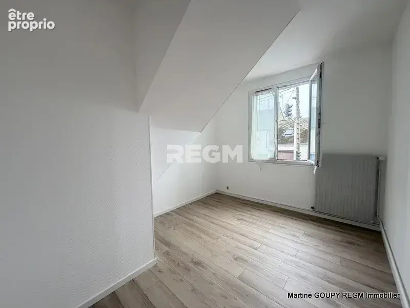 LA CHAPELLE-SAINT-MESMIN (45)   T3 75 M2- Garage   Petite copropriété - photo 9