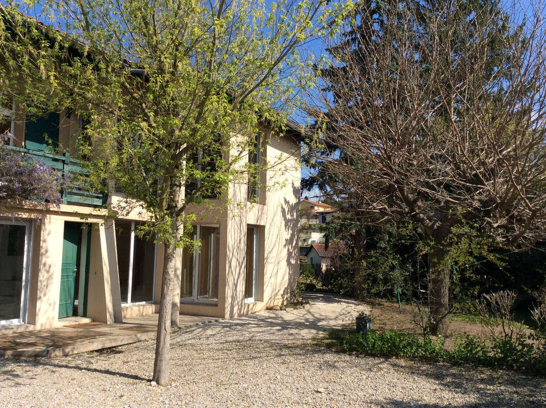 Maison à RILLIEUX-LA-PAPE