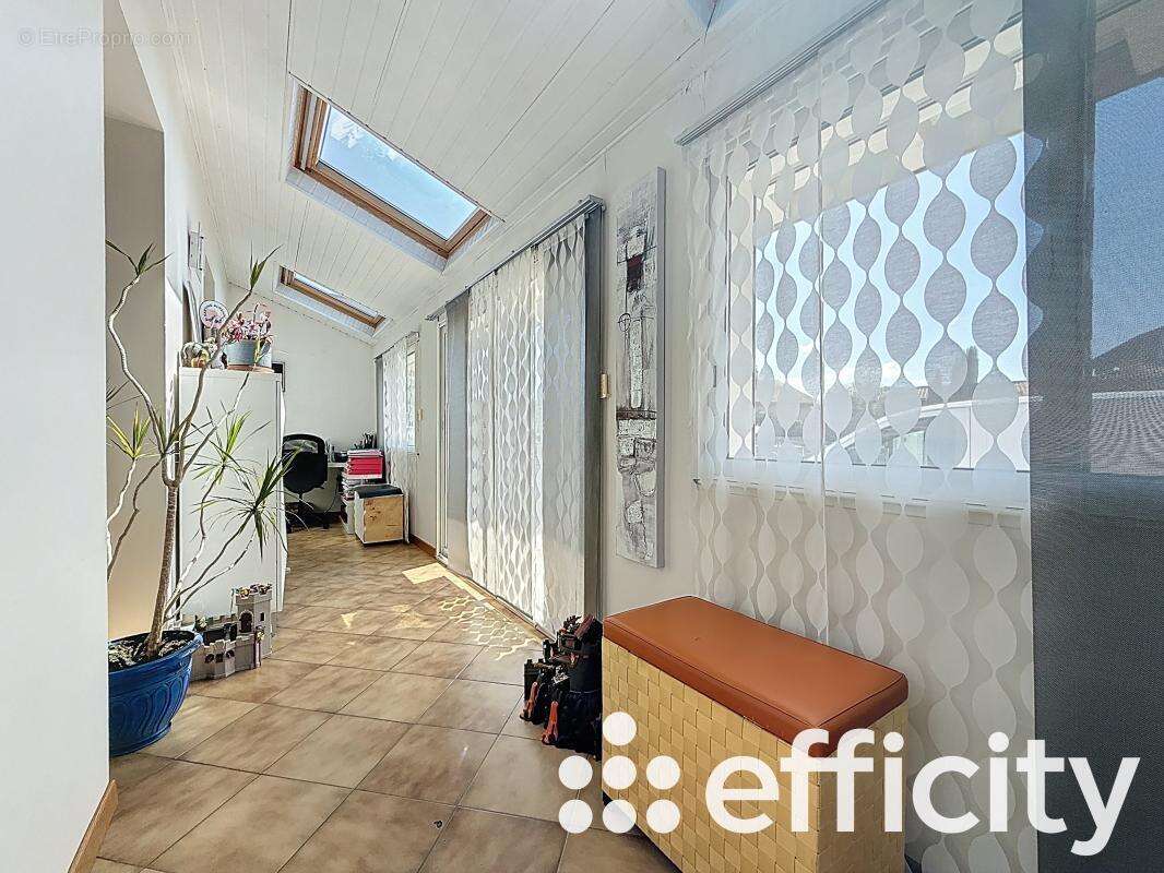 Maison à SAINT-PRIEST