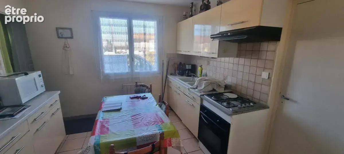 Maison 85 m² à vendre à La Creche (79260) - photo 2