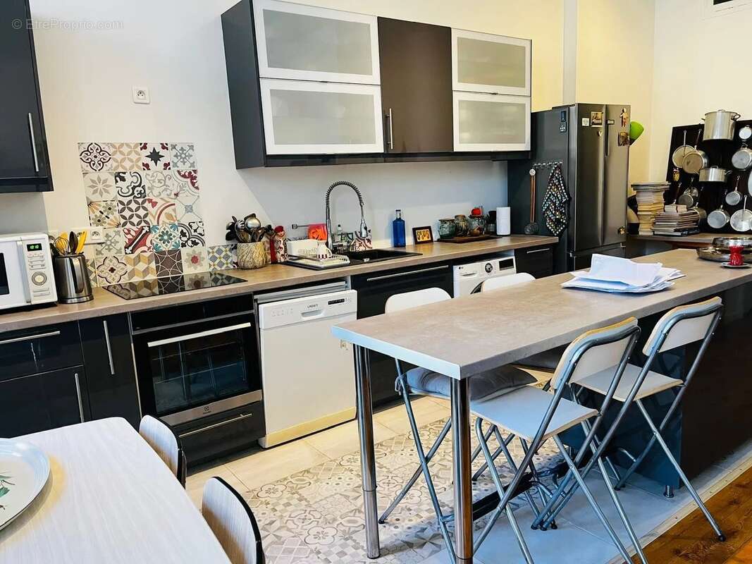 Appartement à MARSEILLE-1E