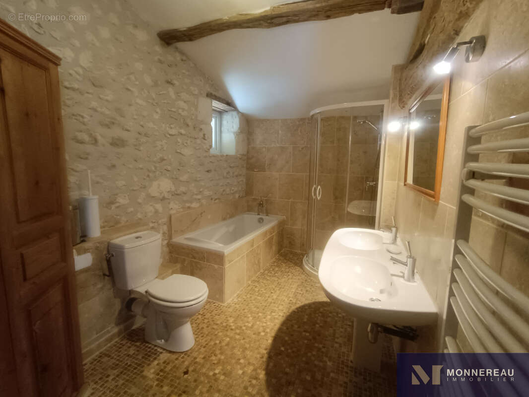 Maison à MORTAGNE-SUR-GIRONDE