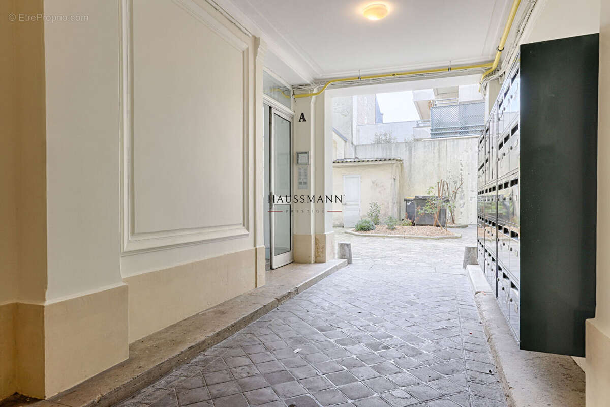 Appartement à LEVALLOIS-PERRET