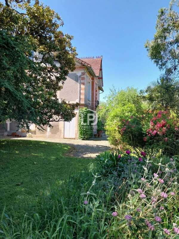Maison à CAZAUBON