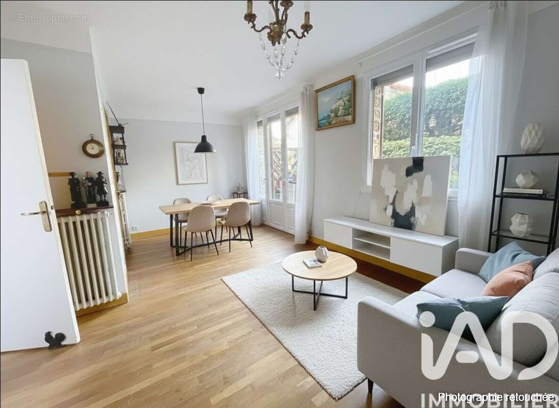 Photo 2 - Maison à VILLENEUVE-LE-ROI