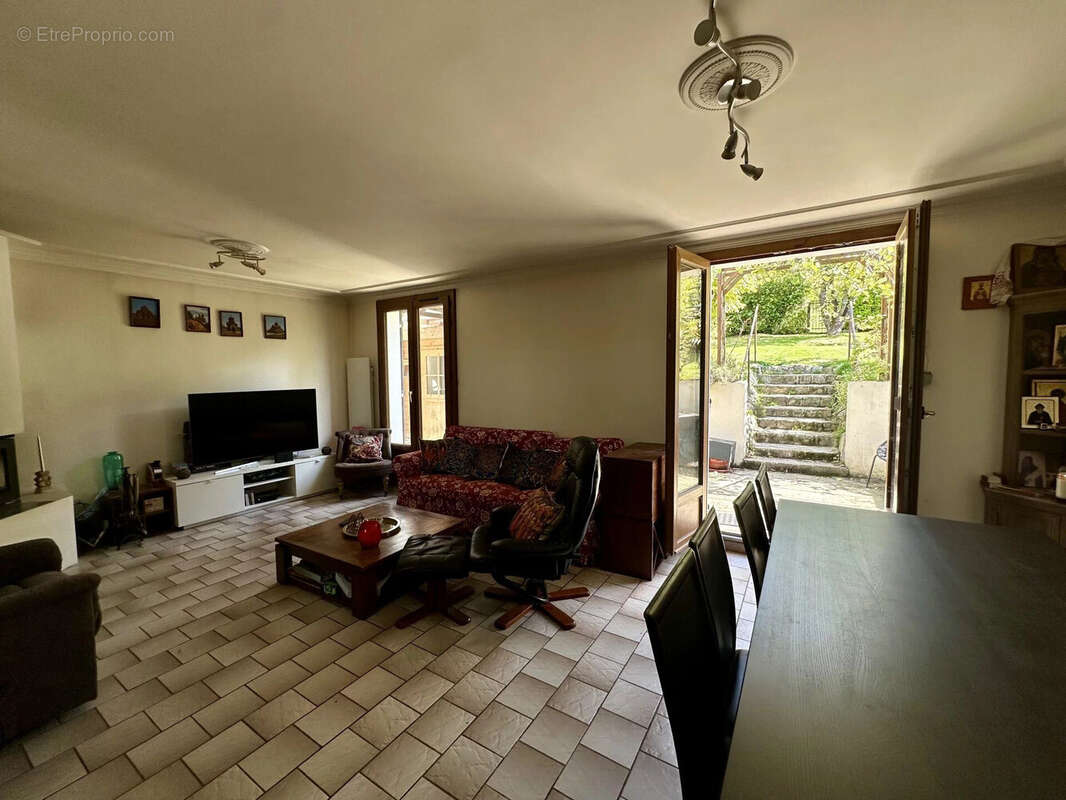 Maison à MORET-SUR-LOING