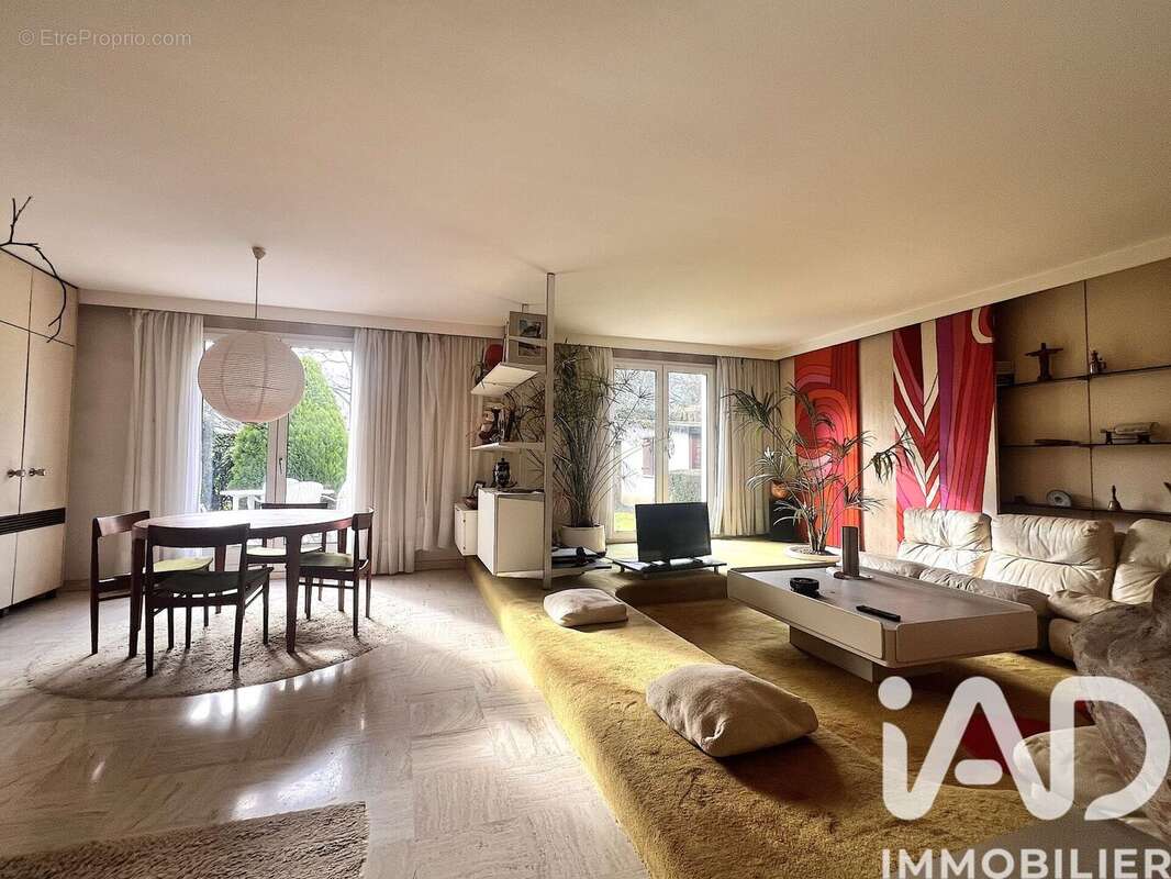 Photo 2 - Maison à LESIGNY