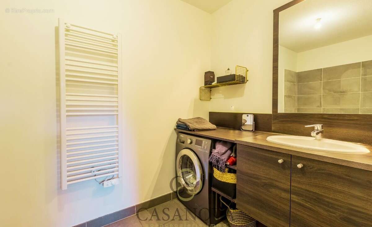 Appartement à CASTELNAU-LE-LEZ