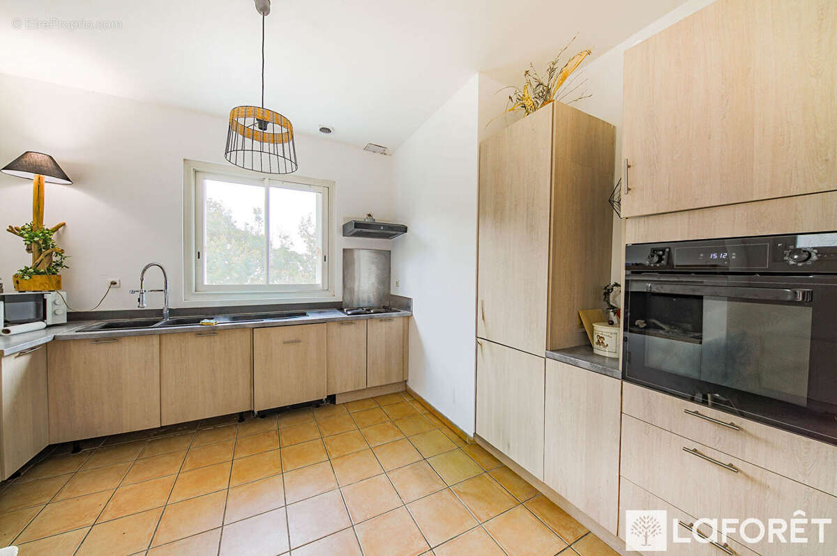 Belle maisons avec trois appartements vue panoramique - photo 9