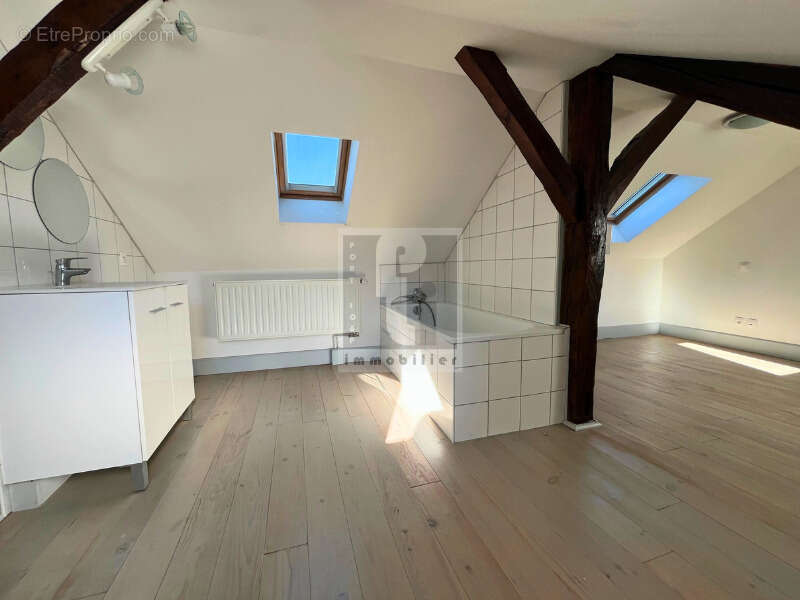 Appartement à MORET-SUR-LOING